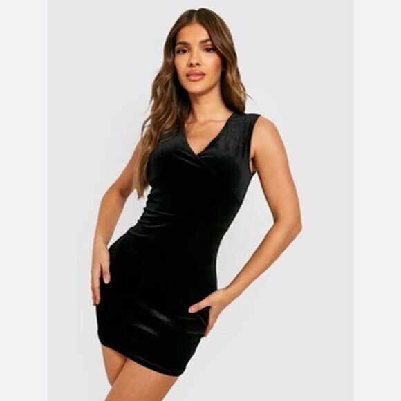 BLACK VELVET DRESS - Picture 1 of 15